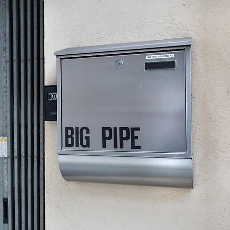 Big Pipe Apartment Ljubljana Ngoại thất bức ảnh
